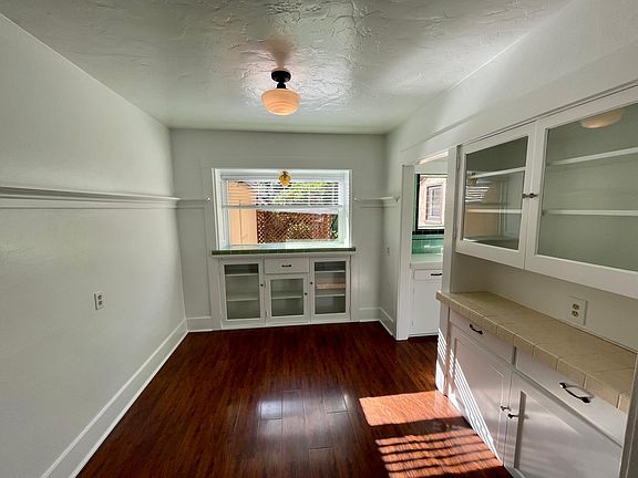 3rd image of 825 W Anapamu St #A