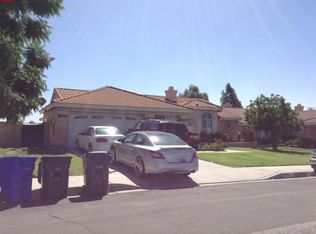 3725 N Live Oak Ave, Rialto, CA 92377
