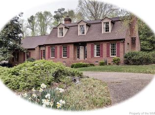 136 Horseshoe Dr, Williamsburg, VA 23185