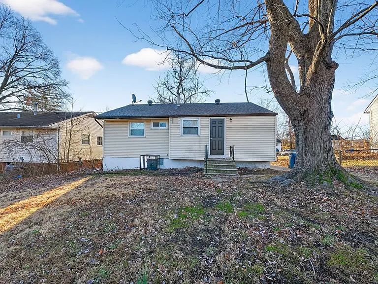 10617 Dunkeld Cir — Photo 26