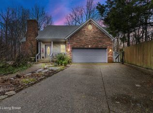 6427 Labor Ln, Louisville, KY 40291