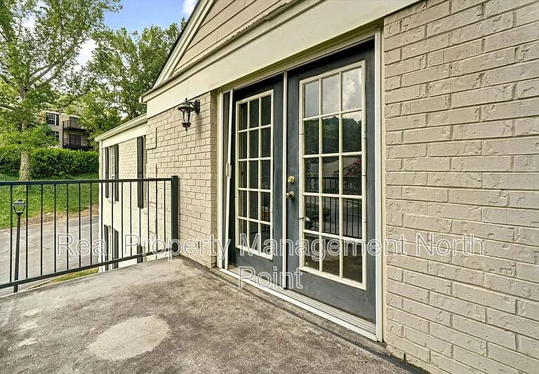 3513 Essex Ave — Photo 25