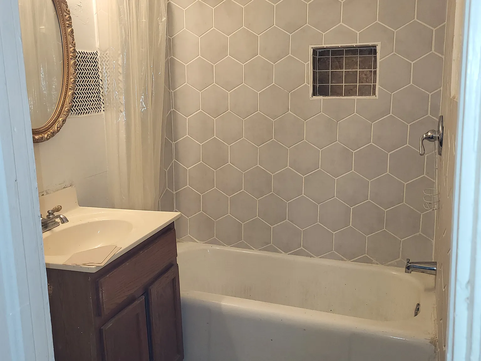 2 bed, 675 sqft, $950 — Photo 2