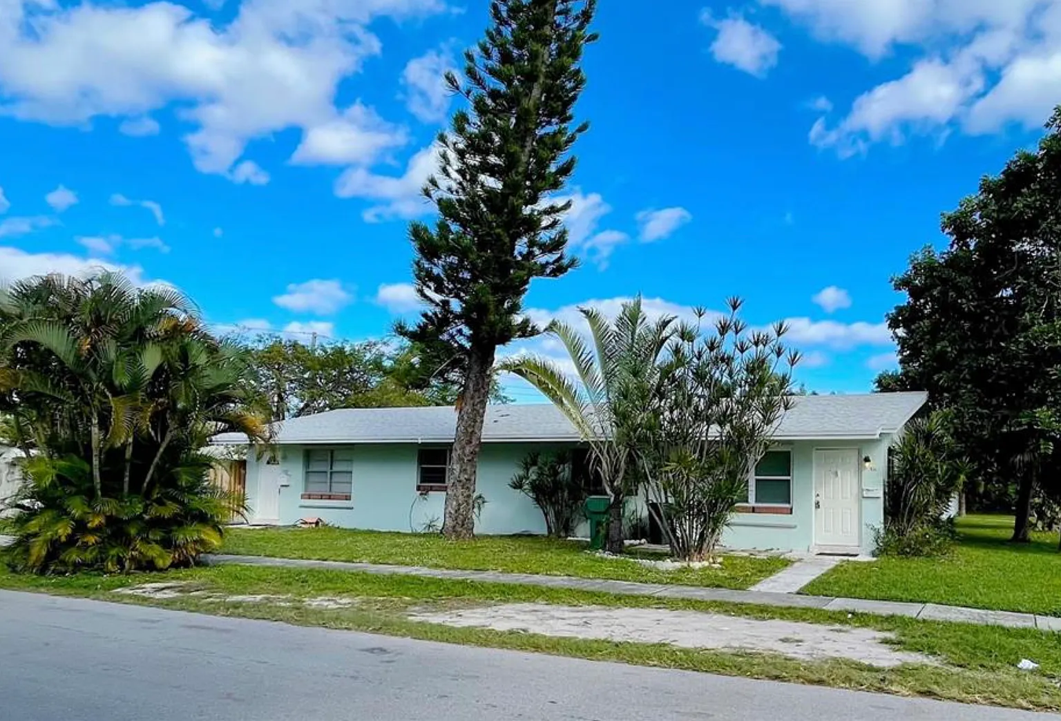 2 bed, 1150 sqft, $1,950 — Photo 3