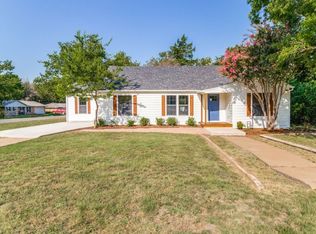 570 S Dallas St, Van Alstyne, TX 75495