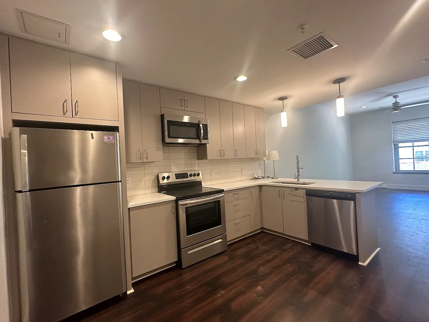 Modern 2-Bed, 2-Bath with In-Unit Laundry + Off-Street Parking on S Norman C. Francis Pkwy — Photo 2
