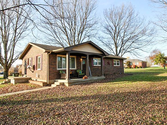 2nd image of 303 Johns Ln
