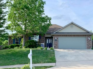 205 Jackal Dr, Columbia, MO 65202