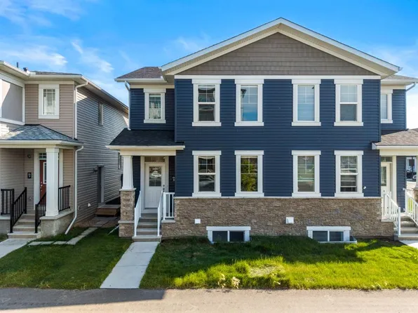61 NW Cityline Gate NE, Calgary, AB T3N 2H4