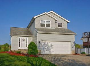 8729 Oriole Dr, Erie, PA 16509