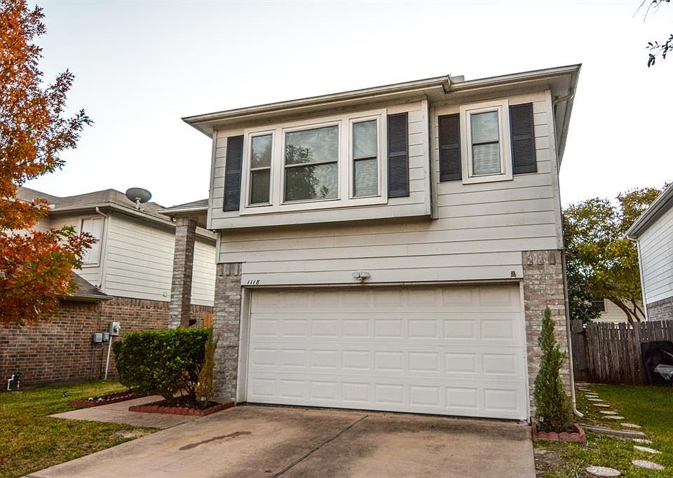 1st image of 1118 Willow West Dr
