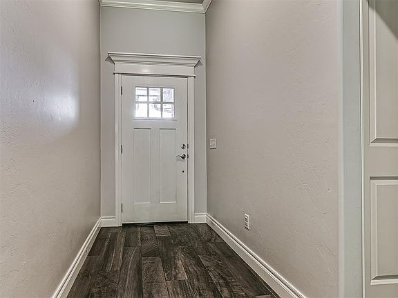 3rd image of 8809 Arya Rd
