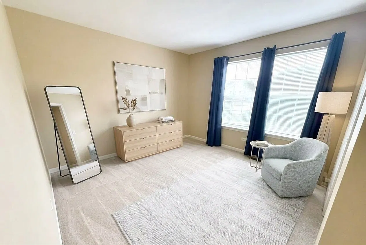 4 bed, 3028 sqft, $3,450 — Photo 4