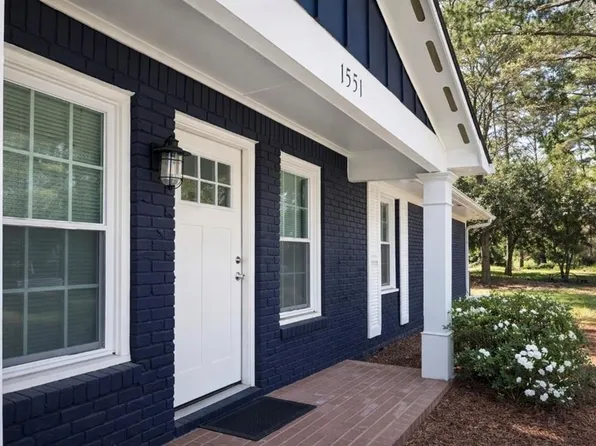 1551 Pine Glen Cir, Decatur, GA 30035
