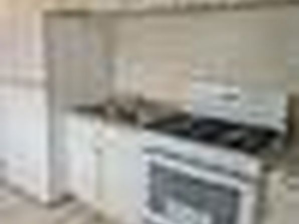 909 1st St #1