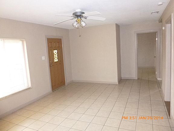5th image of 2383 Valley Dr