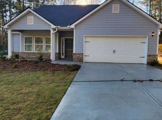 5112 Hilltop Dr, Villa Rica, GA 30180
