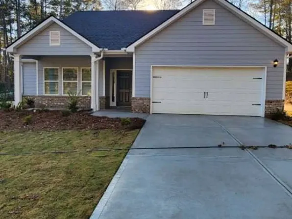 5112 Hilltop Dr, Villa Rica, GA 30180