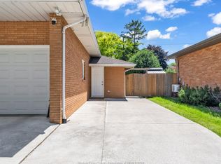 675 Bedford St #B, Windsor, ON N9G 1H2