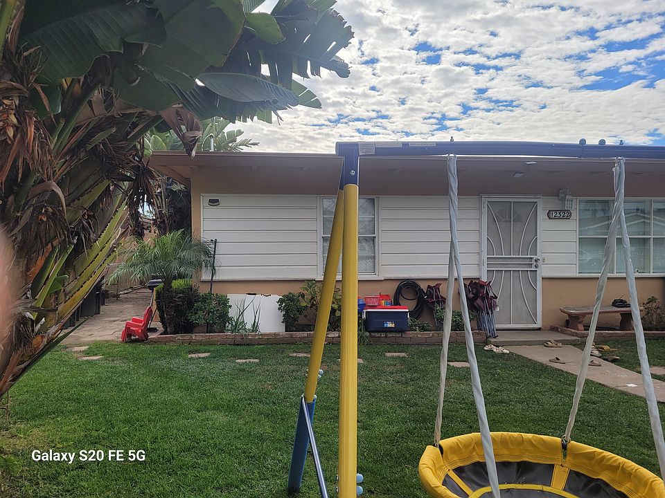 2nd image of 12322 Meadow Dr