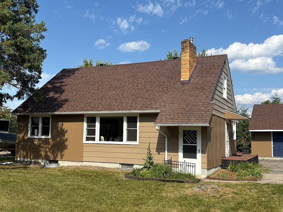 1st image of 1613 5th Ave E