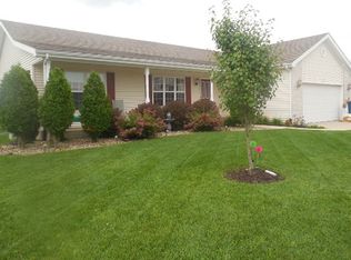 932 Louise Dr, Momence, IL 60954