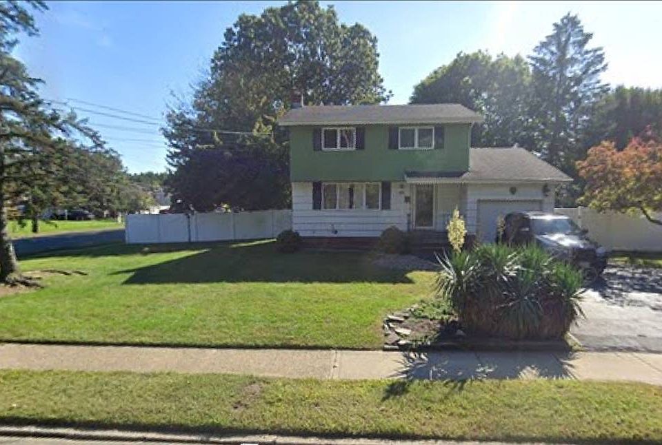 54 Colonial Springs Rd, Wheatley Heights, NY 11798 MLS 11225989 Zillow