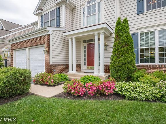 2nd image of 9006 Merlot Ct