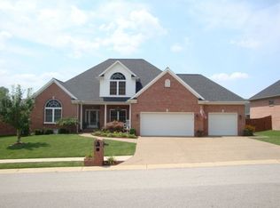 9053 Halston Cir, Newburgh, IN 47630