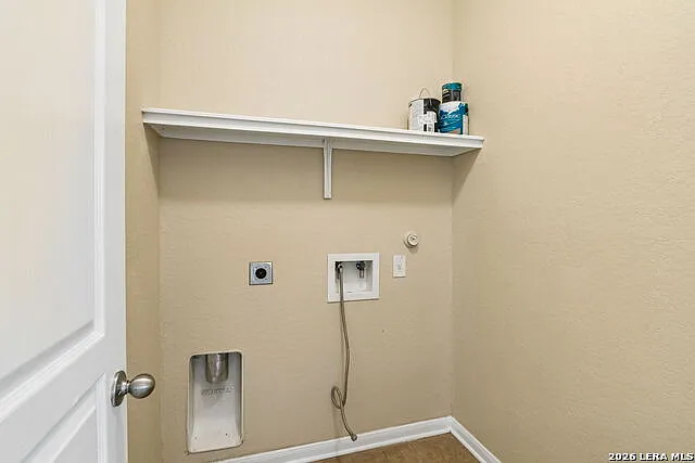 9922 Belmore Cv — Photo 15