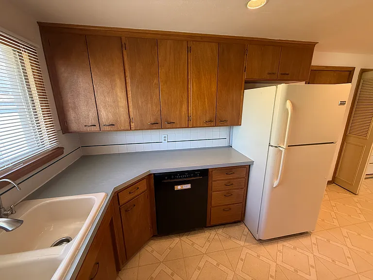 1200 Sunset St — Photo 16