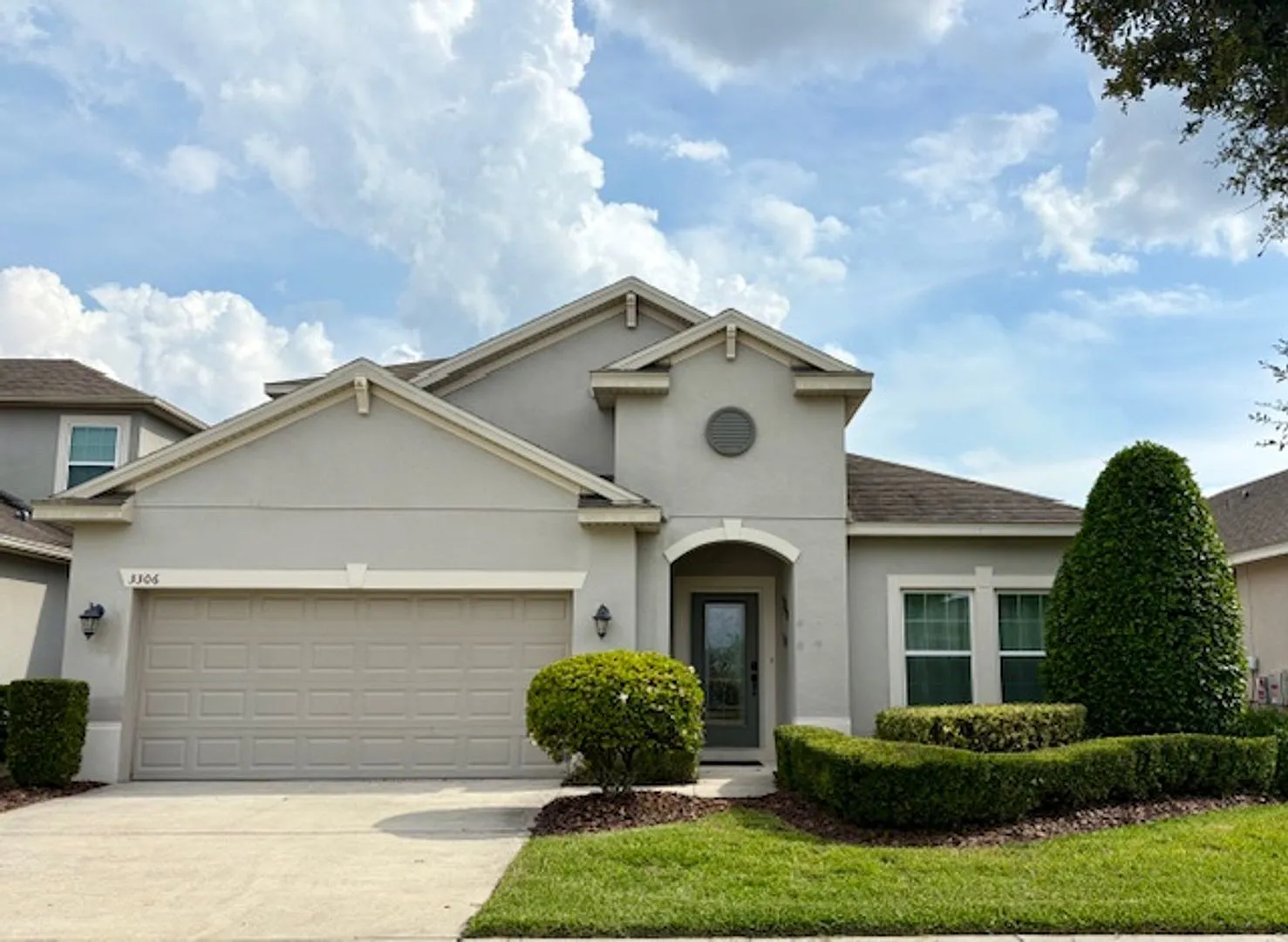 Gorgeous 4-bedroom Model Home in 55+ Community for Rent! — Photo 1