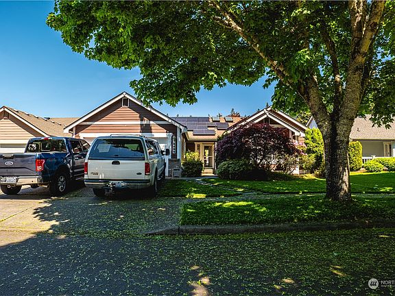 3rd image of 6436 Candace Court SE