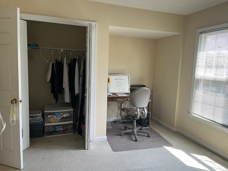 2818 Chapman Way — Photo 31