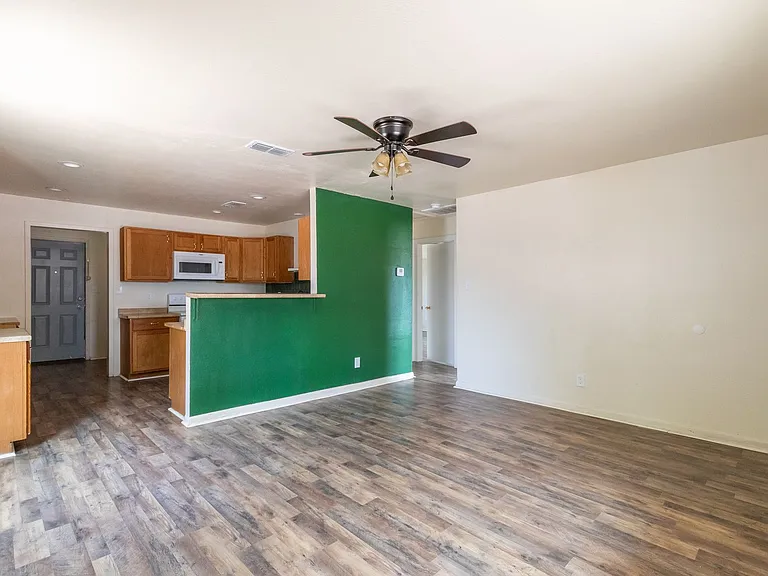 2233 Fannin St — Photo 8