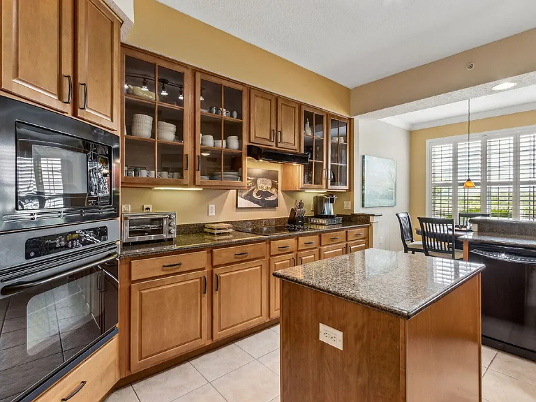 425 N Ocean Grande Dr #102 — Photo 15