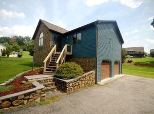 870 Coyner Springs Rd, Roanoke, VA 24012