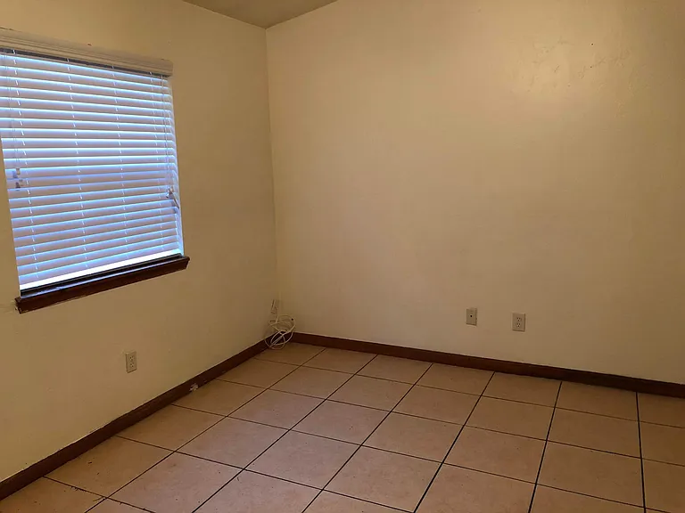 2358 Hartsfield Way — Photo 2