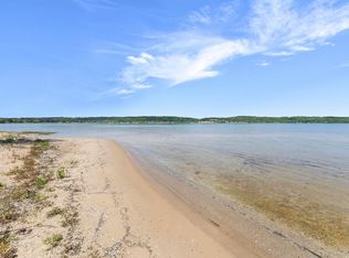 737 S Stony Point Rd, Suttons Bay, MI 49682