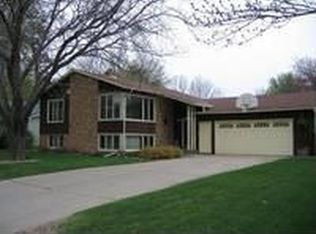605 Lawrence St, Marshall, MN 56258