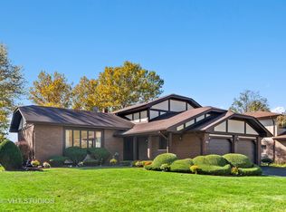 3301 Knollwood Ln, Homewood, IL 60430