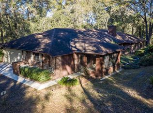 2345 Ben Franklin Dr, Deland, FL 32720