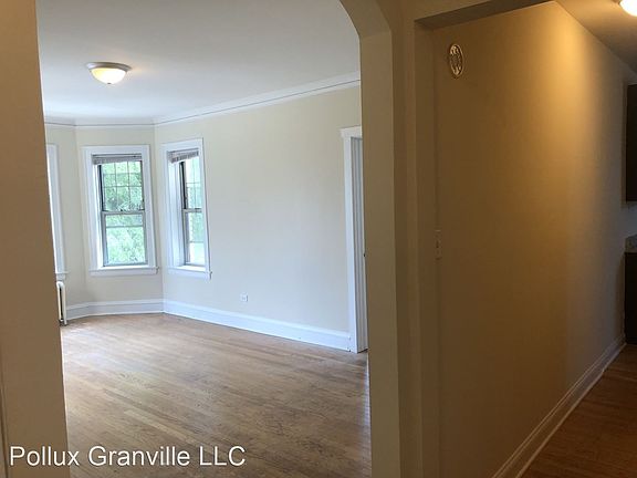5th image of 6205 N Claremont Ave APT 3