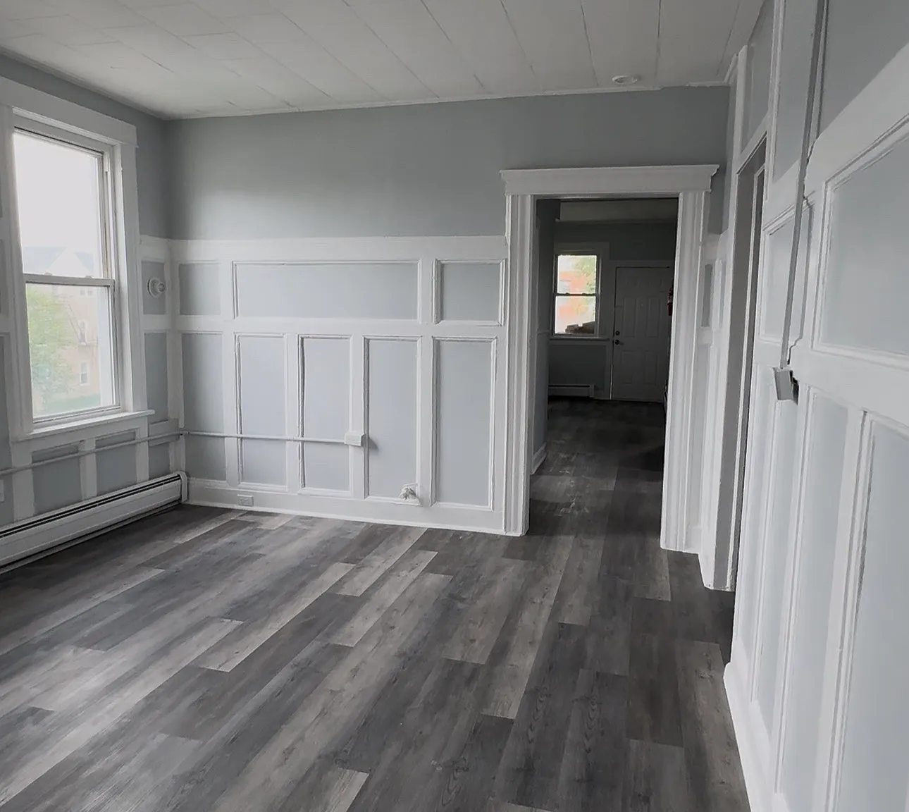 3 bed, $2,300 — Photo 1