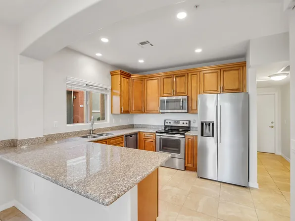 7726 E Baseline Rd Unit 142, Mesa, AZ 85207