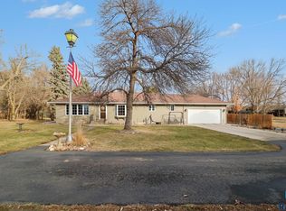 47852 273rd St, Harrisburg, SD 57032