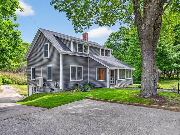 2nd image of 32 Harbor Road
