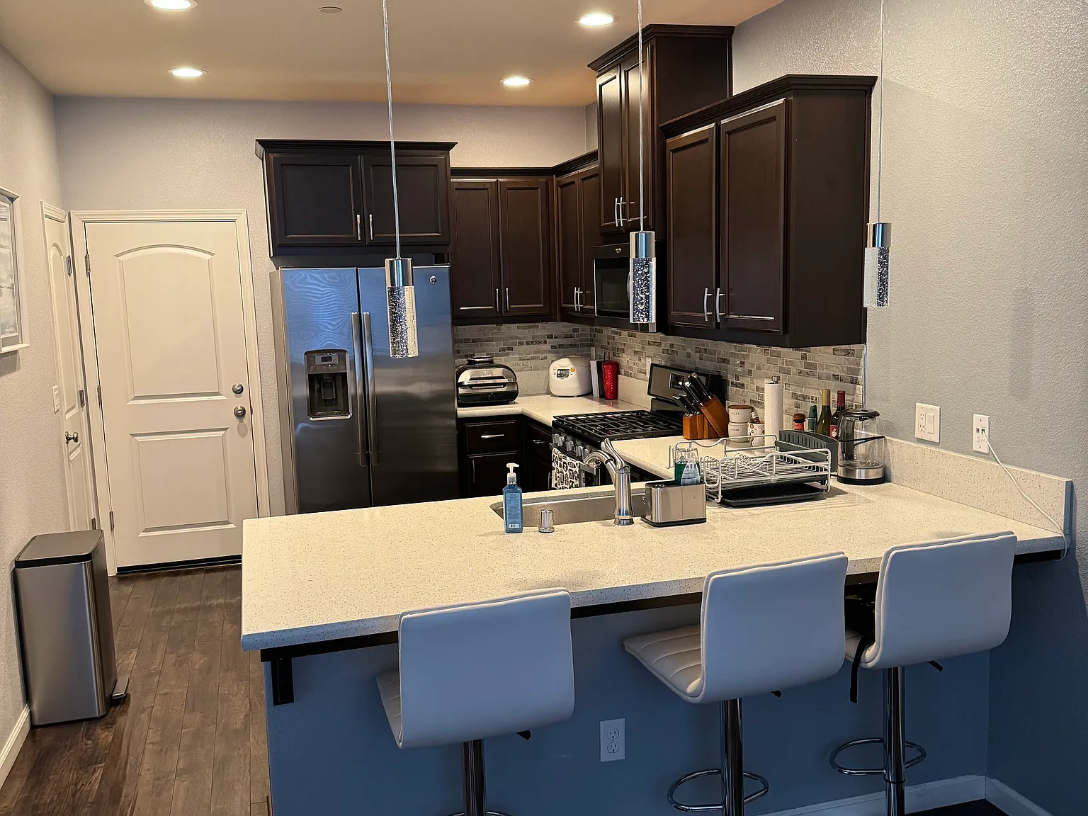 3 bed, 1512 sqft, $3,295 — Photo 1