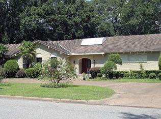 725 Mulberry Dr, Athens, TX 75751