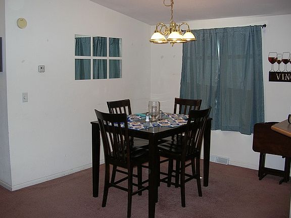 4th image of 765 Roberts Ct
